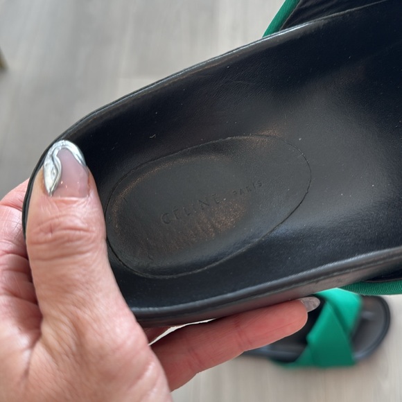 Celine green slides; size 41 but fits more like a 40 - Picture 2 of 8